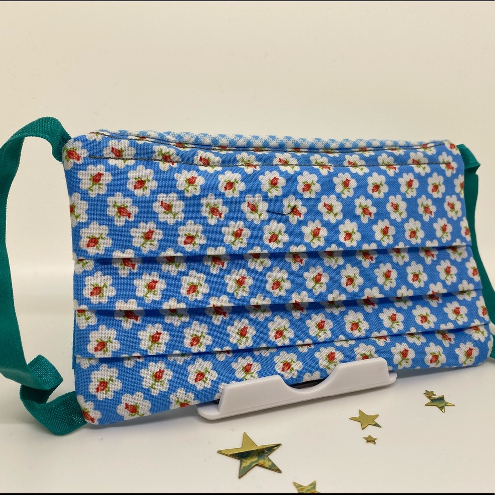 Children’s floral print allergy mask